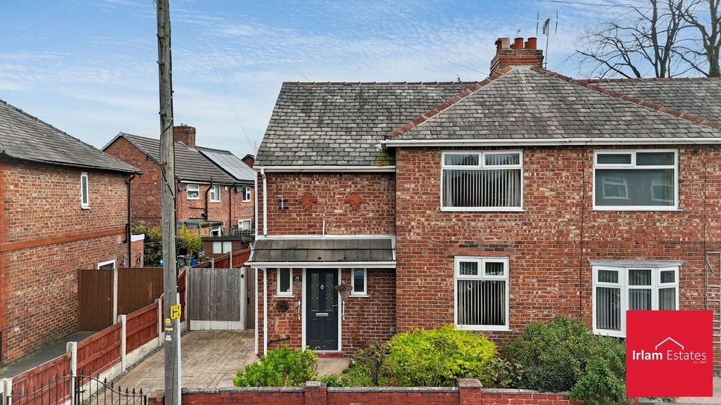 Property photo 2 of 17