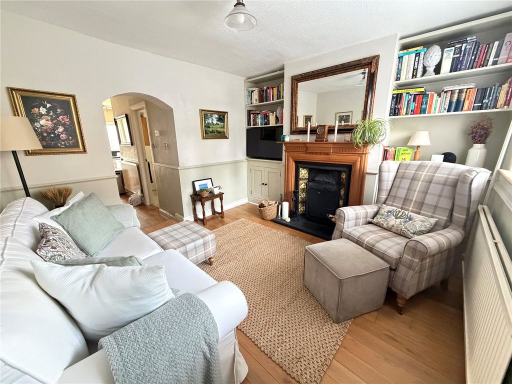 Property photo 2 of 14 Picture No. 08