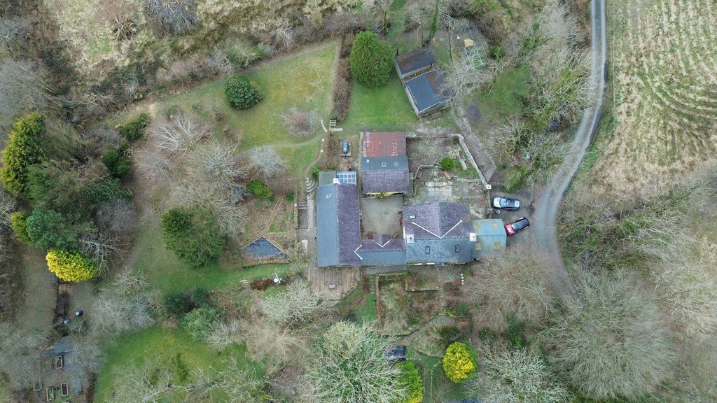 Property photo 3 of 38