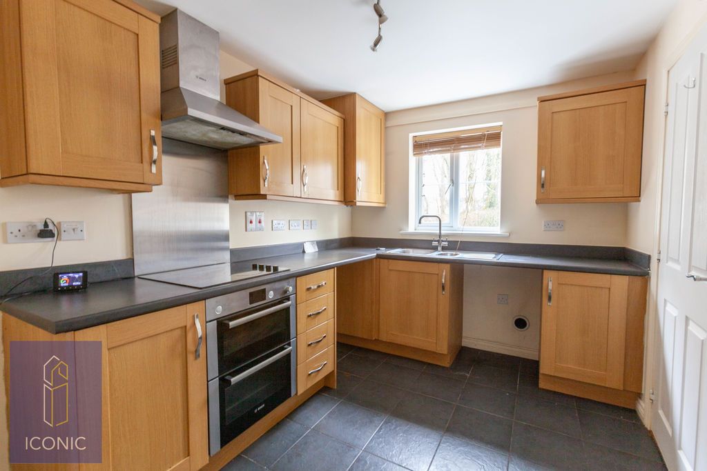 Property photo 3 of 10 Photo 9