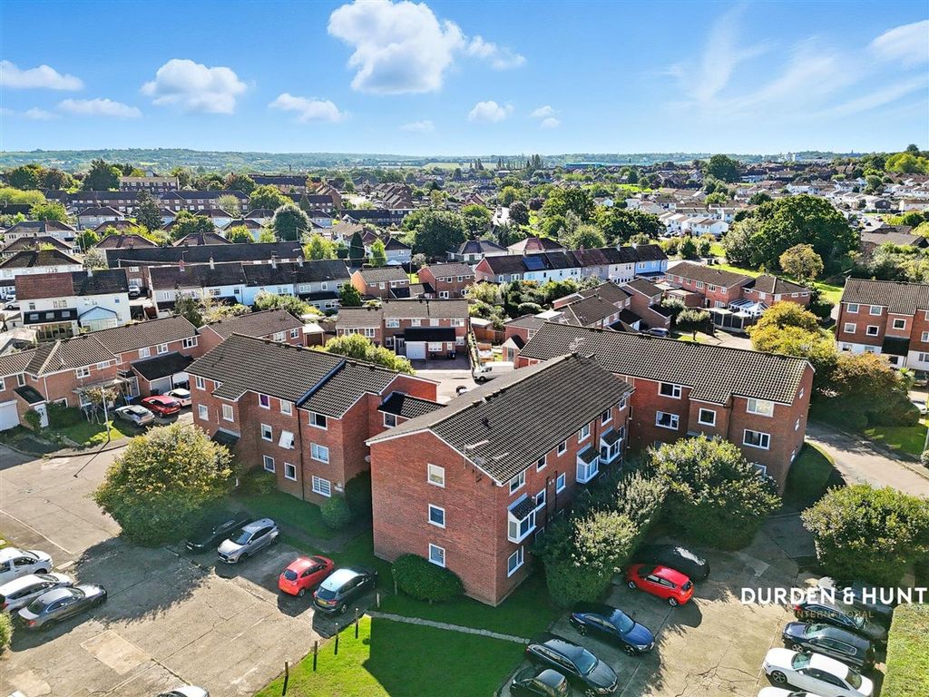 Property photo 1 of 9 Swans Hope