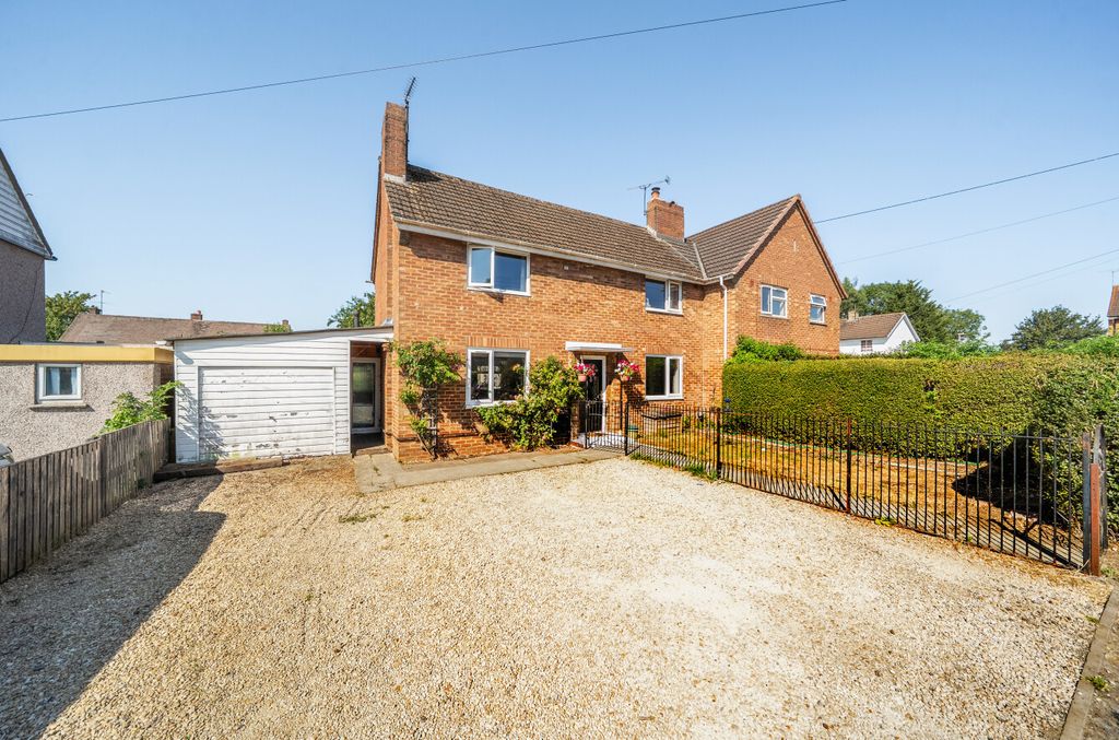 Property photo 1 of 12 14990002