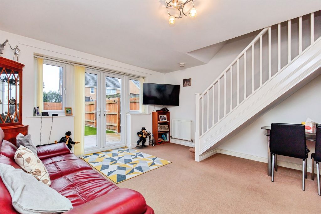 Property photo 3 of 17