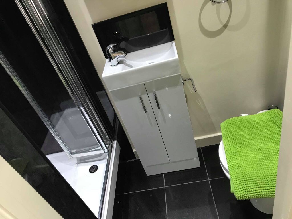 Property photo 3 of 6 Bathroom