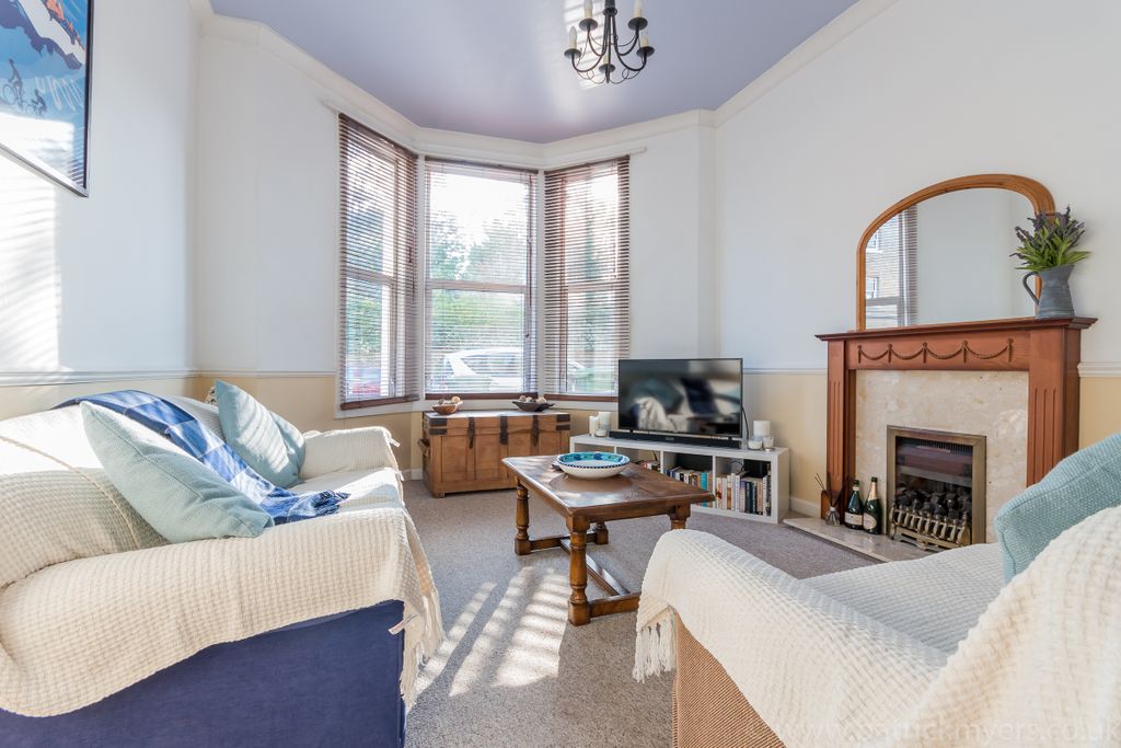 Property photo 1 of 16