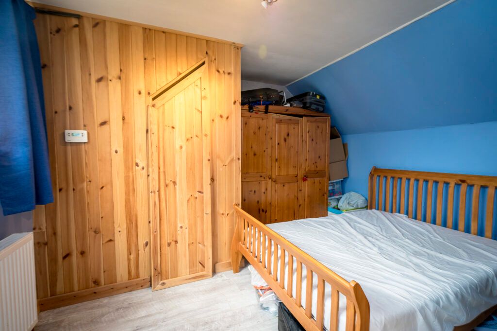 Property photo 2 of 37