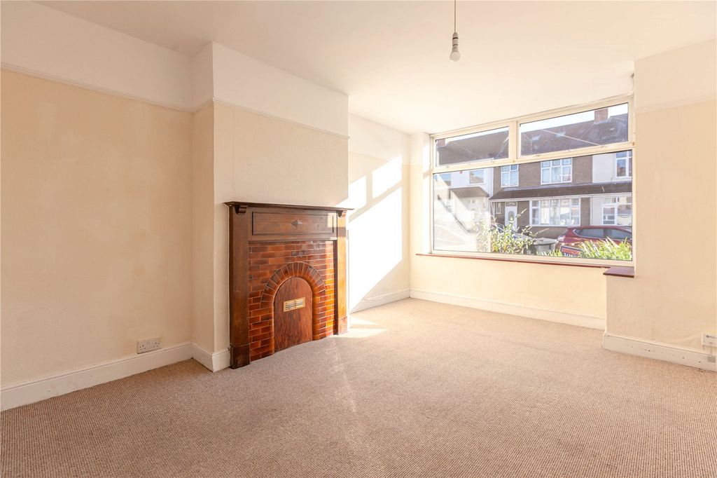 Property photo 2 of 15 Picture No. 39