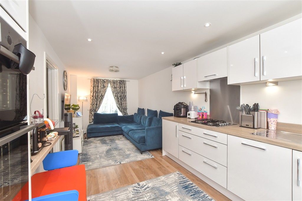 Property photo 2 of 14 Kitchen/Dining Room