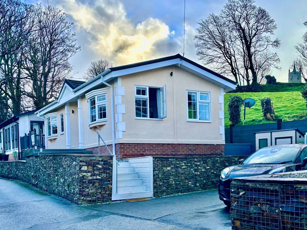 Property photo 1 of 29