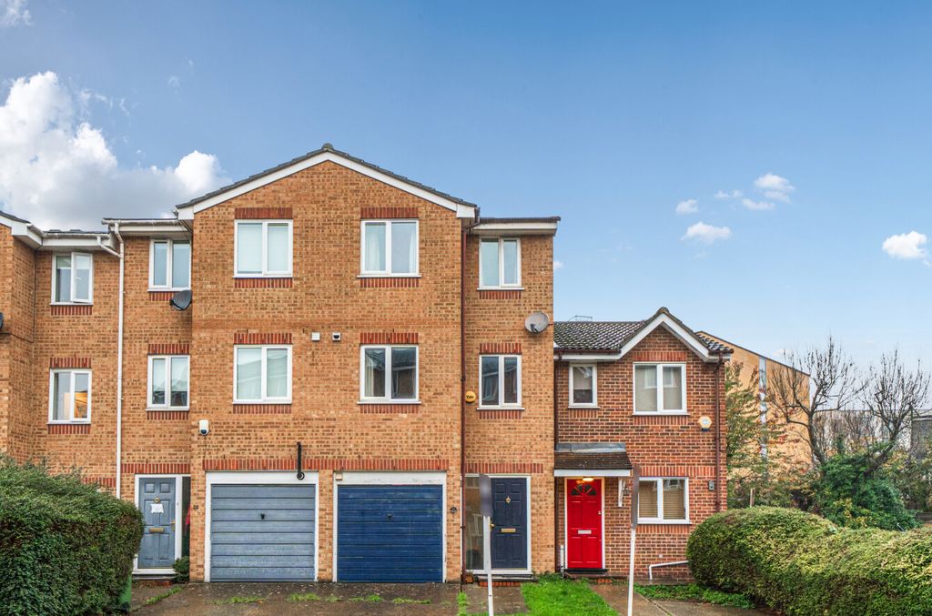 Property photo 1 of 20 1380907-19-691702...