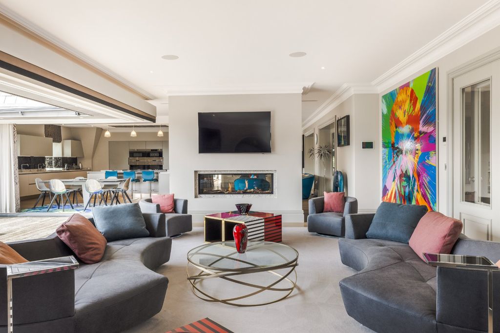 Property photo 3 of 36 Picture No. 27