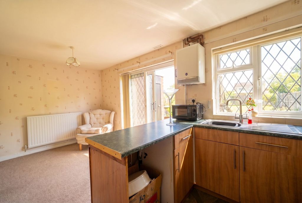 Property photo 2 of 15