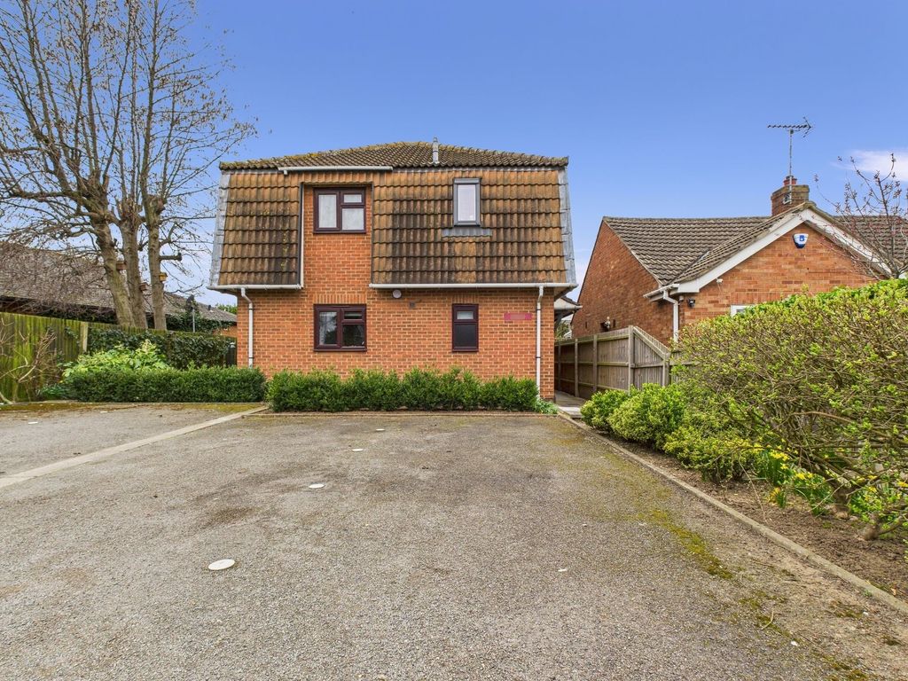 Property photo 3 of 11