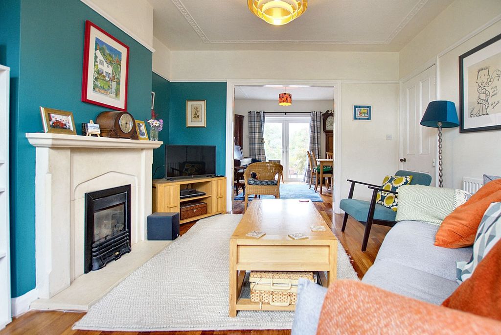 Property photo 1 of 28