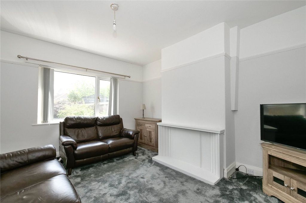 Property photo 3 of 15 Picture No. 11