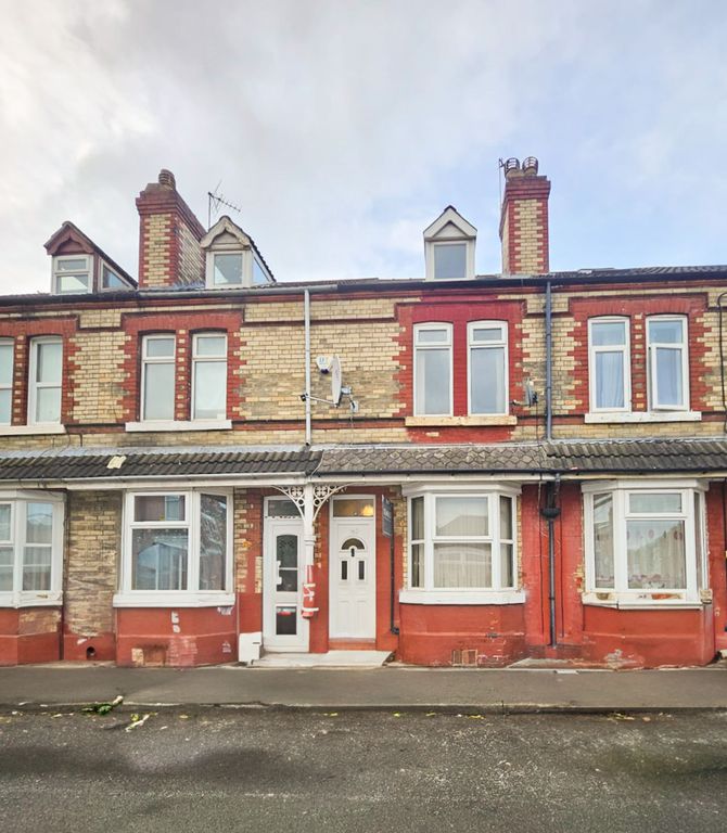 Property photo 2 of 9