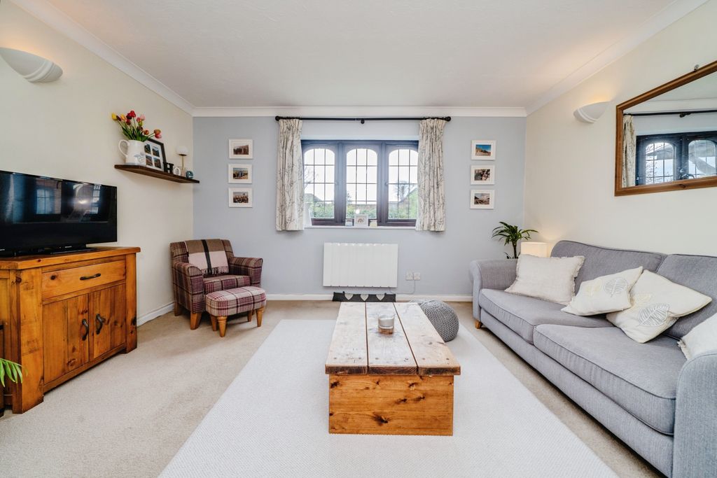 Property photo 3 of 20 Dsc00275