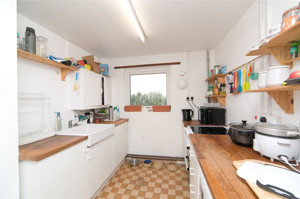 Property photo 3 of 18 Picture No. 19