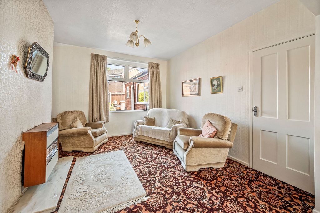 Property photo 2 of 29