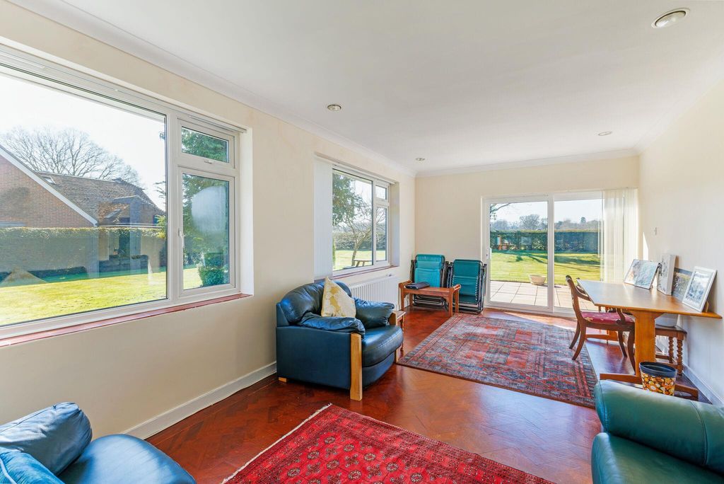Property photo 3 of 17 Image