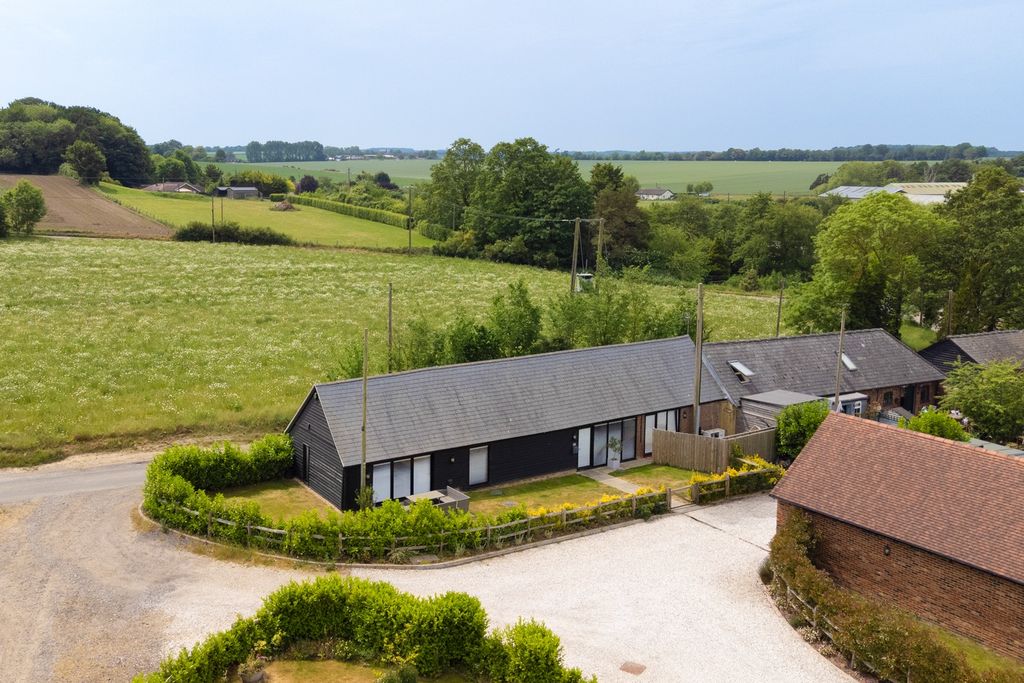 Property photo 1 of 30 5164175