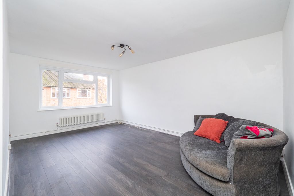 Property photo 2 of 12 Picture No. 24