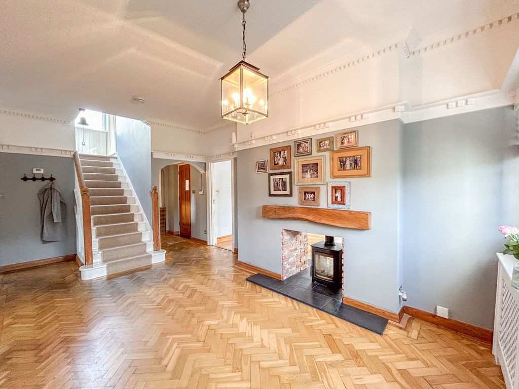 Property photo 3 of 26