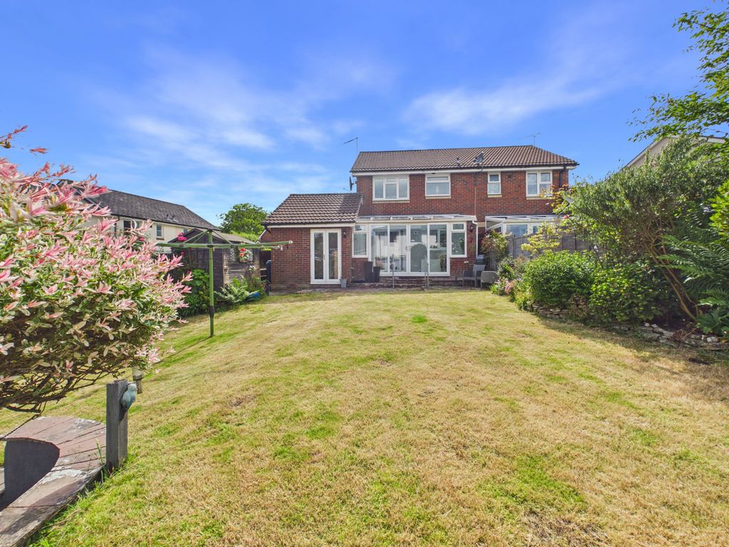 Property photo 2 of 17