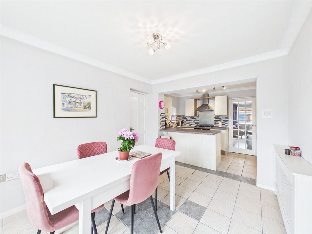 Property photo 2 of 14 Picture No. 03