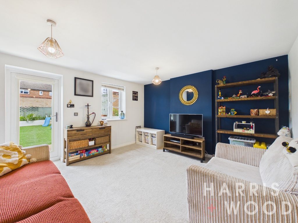 Property photo 2 of 24 5142342