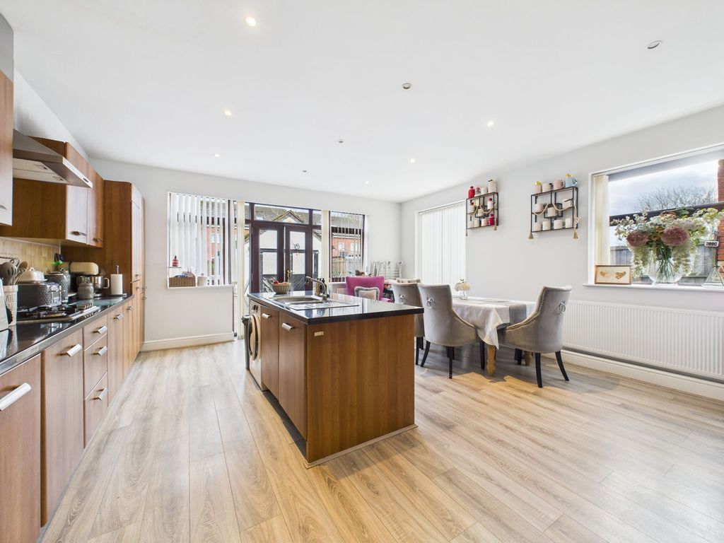 Property photo 2 of 17 Open Plan Dining Kitchen