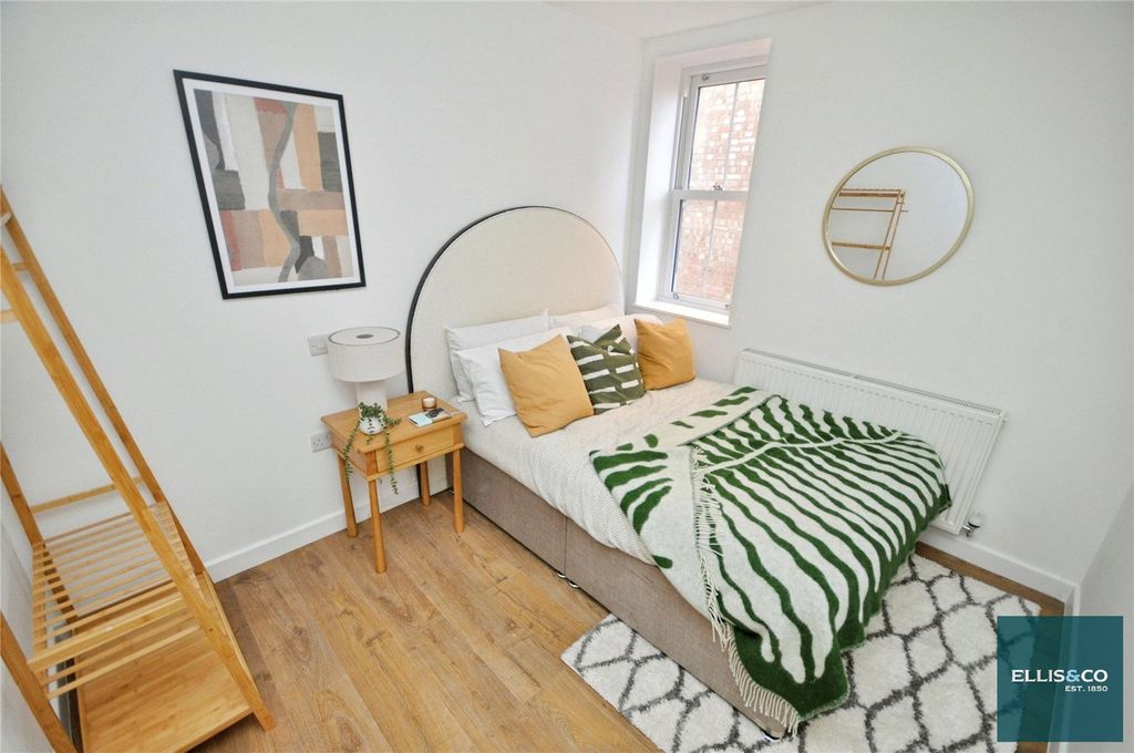 Property photo 3 of 8 Picture No. 07