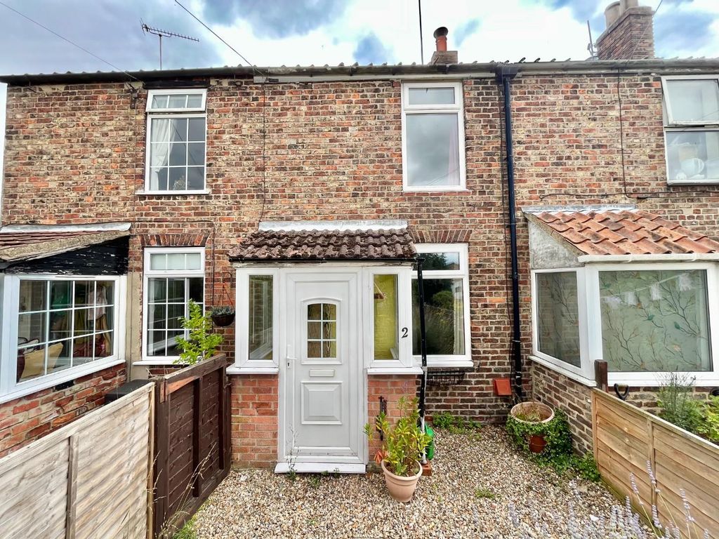 Property photo 1 of 25 Front Exterior