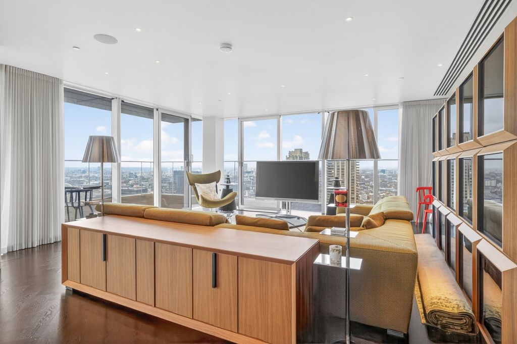 Property photo 2 of 29