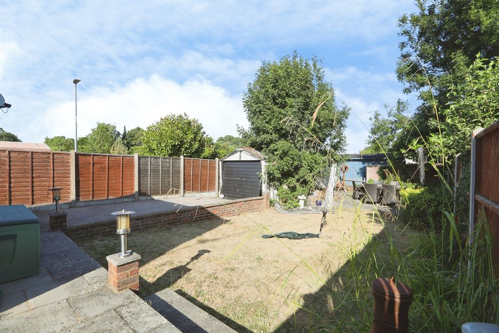 Property photo 3 of 10