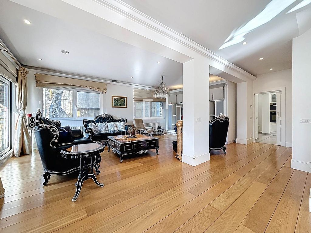 Property photo 1 of 36