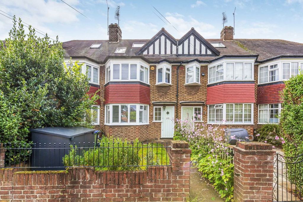 Property photo 1 of 7