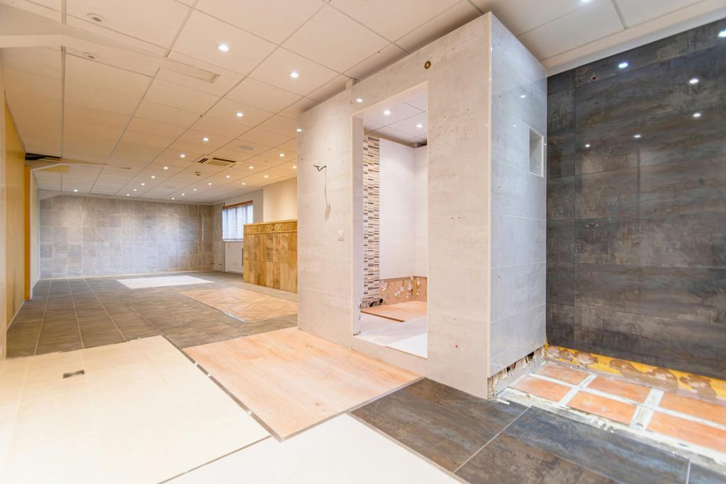 Property photo 3 of 10 52.Jpg