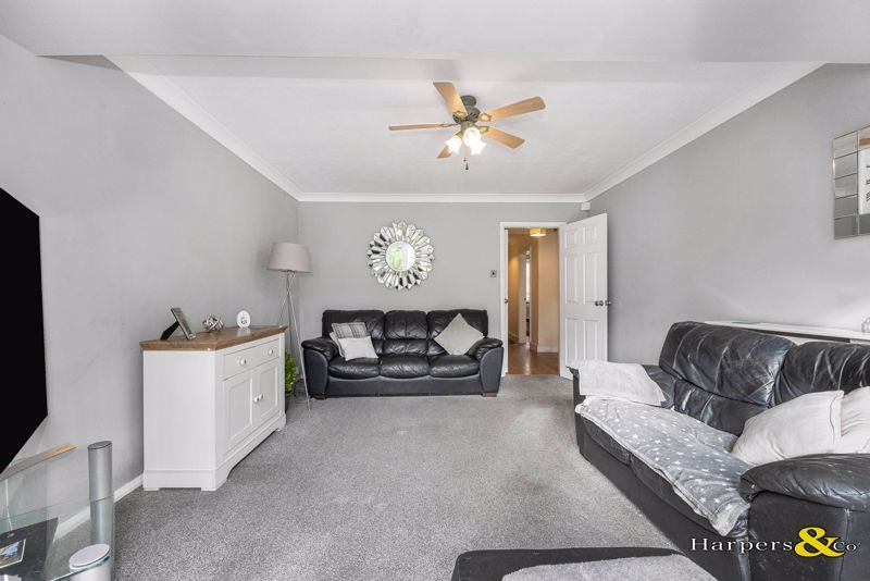 Property photo 3 of 18 Photo 7