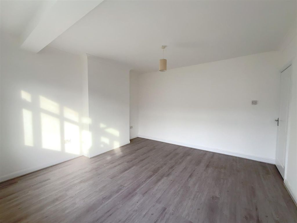 Property photo 3 of 11 Img_9359.Jpg