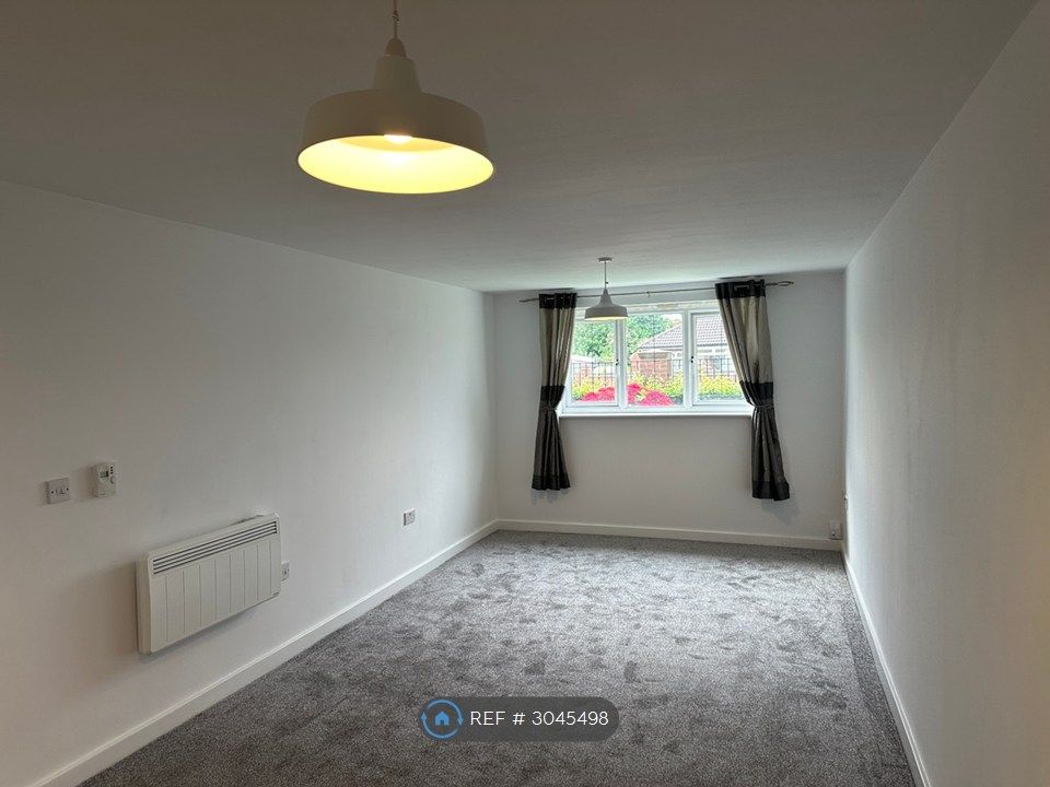 Property photo 2 of 10 Lounge