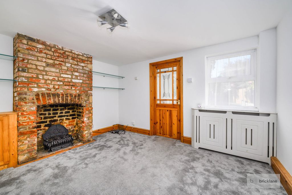 Property photo 3 of 9 Picture No. 04