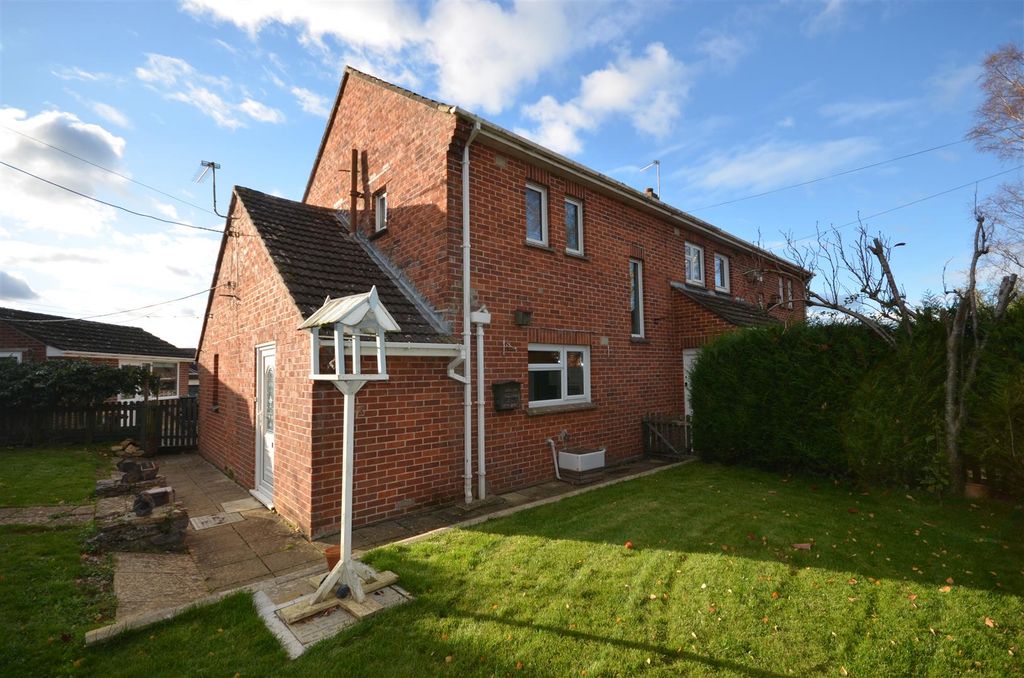 Property photo 1 of 12 Front And Side