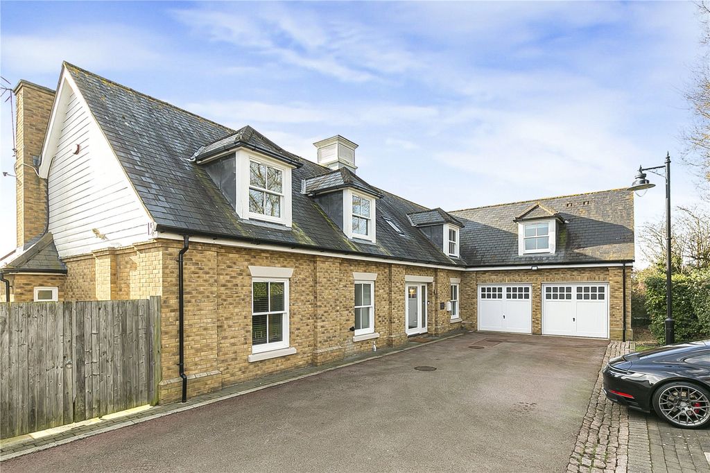 Property photo 3 of 26 Picture No. 35