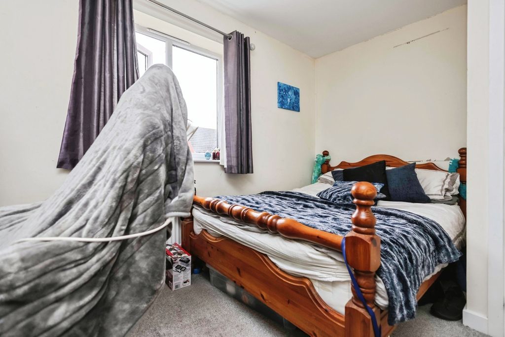 Property photo 3 of 16 Pbox-Img.Jpg