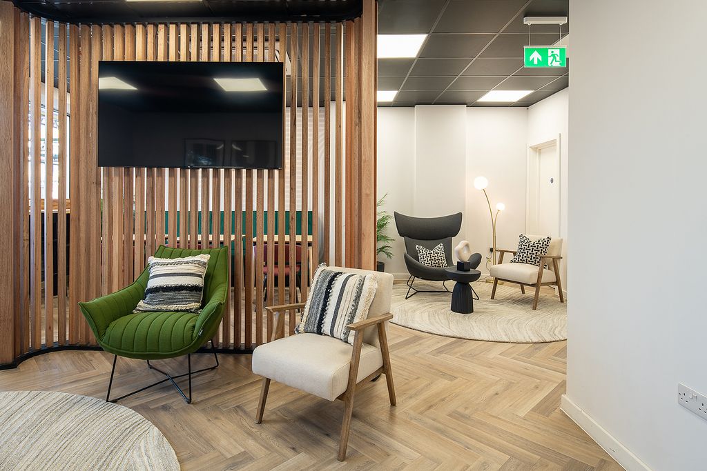 Property photo 2 of 9 Image