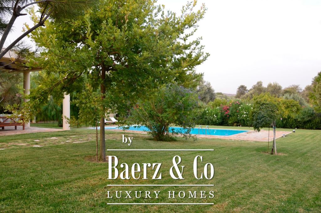 Property photo 2 of 31