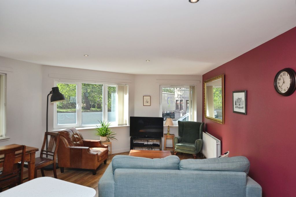 Property photo 3 of 26