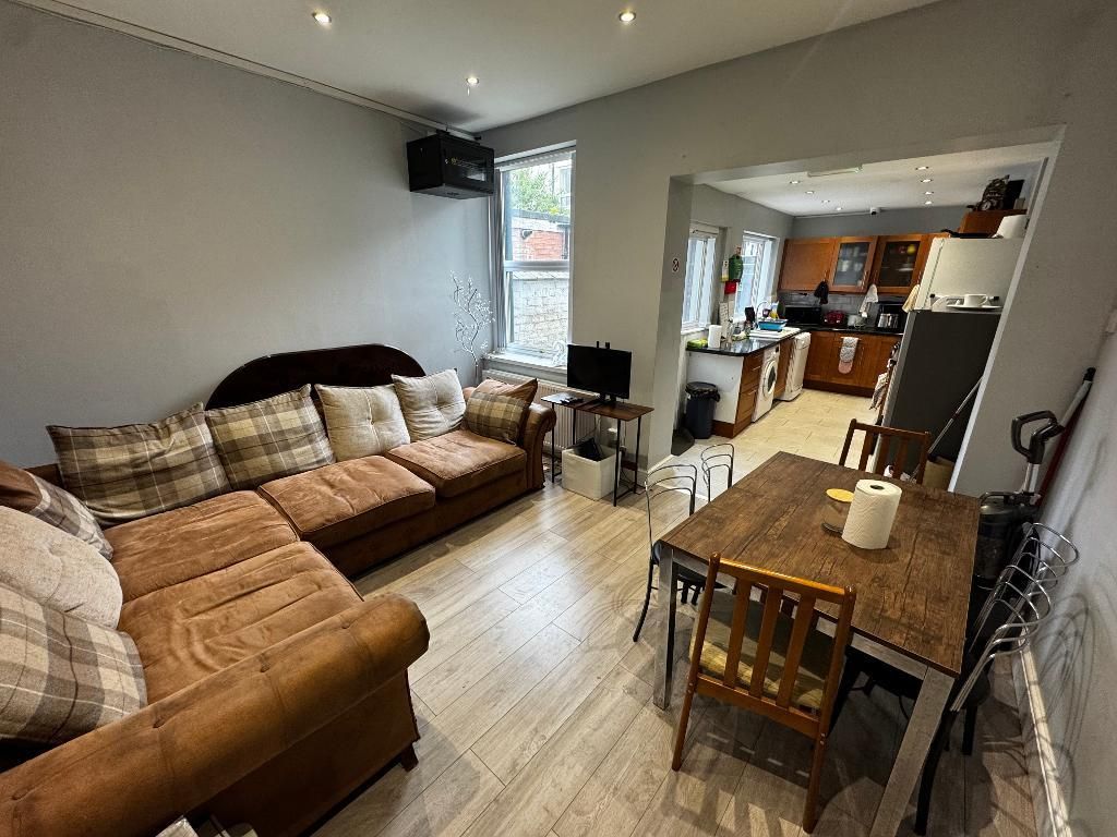 Property photo 1 of 12 Photo 1