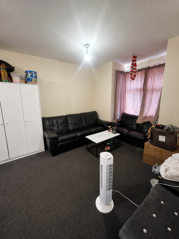 Property photo 2 of 4